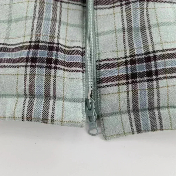 J. Jill Jade Plaid Curved Hem Puffer Vest Size M Pockets Fleece Inside - Picture 11 of 11